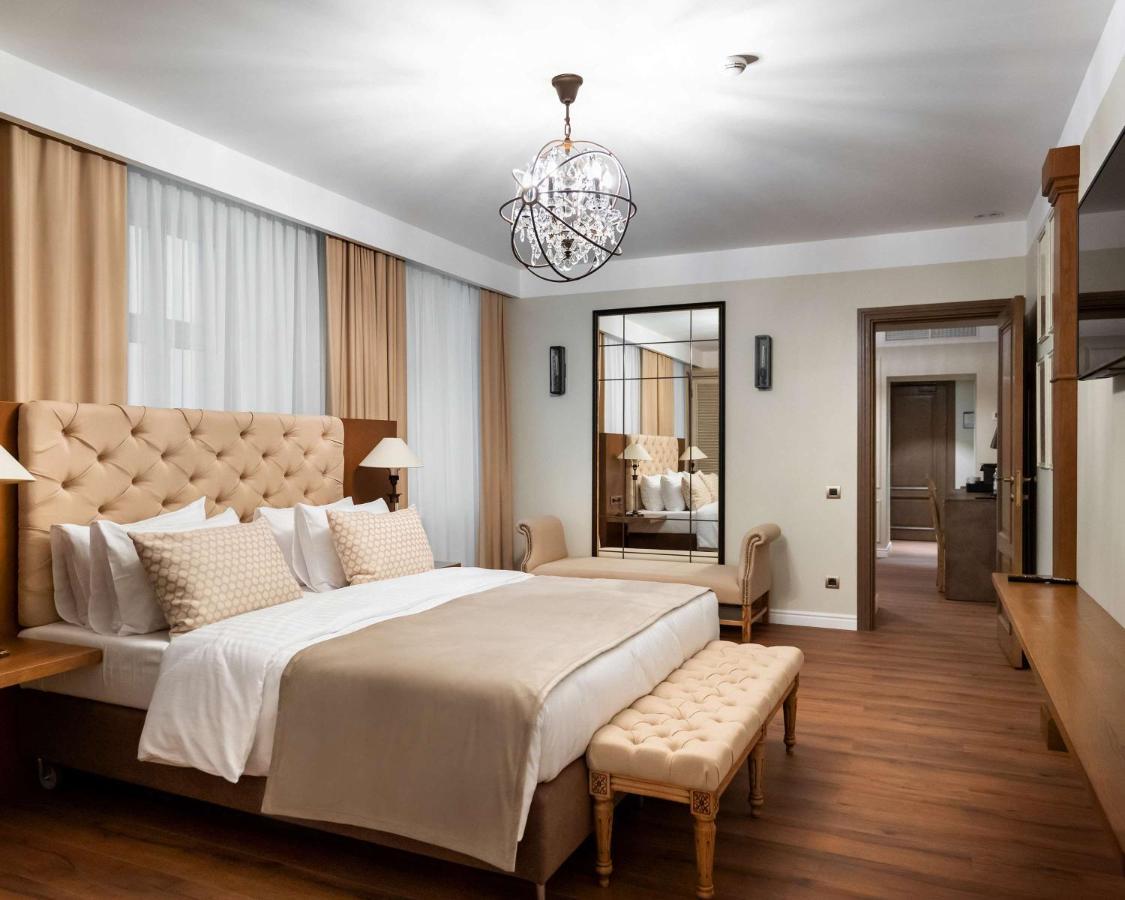 Best Western Plus Market Square Lviv Exterior foto